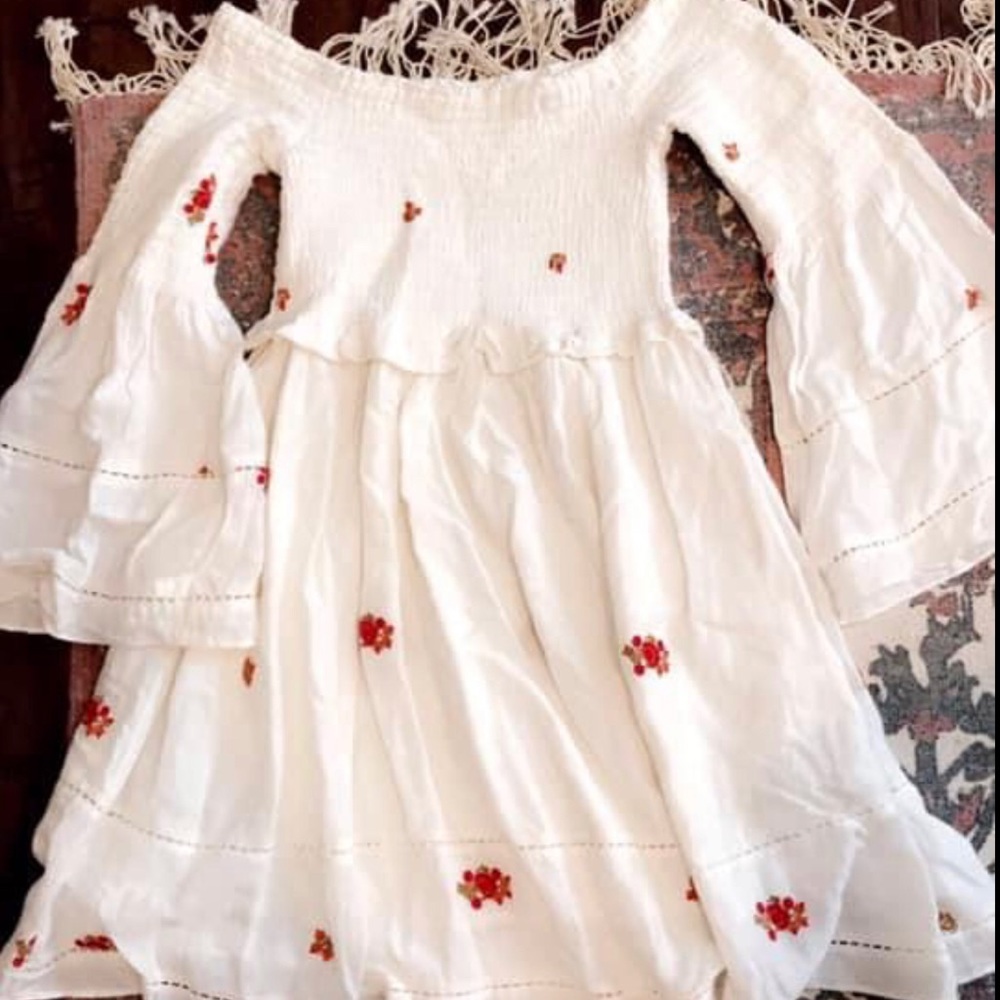 2 piece top and short set and free people dress